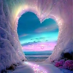 Meet your Posher, Suzanne